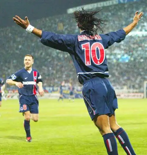 一个参赛名 一个参赛名