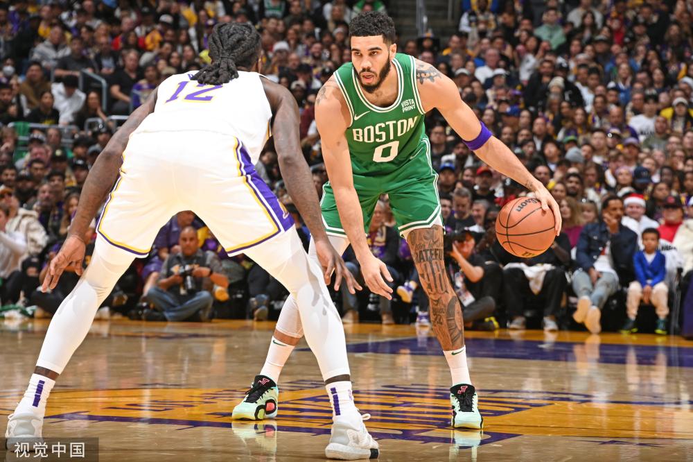 迅速的回防 迅速的回防