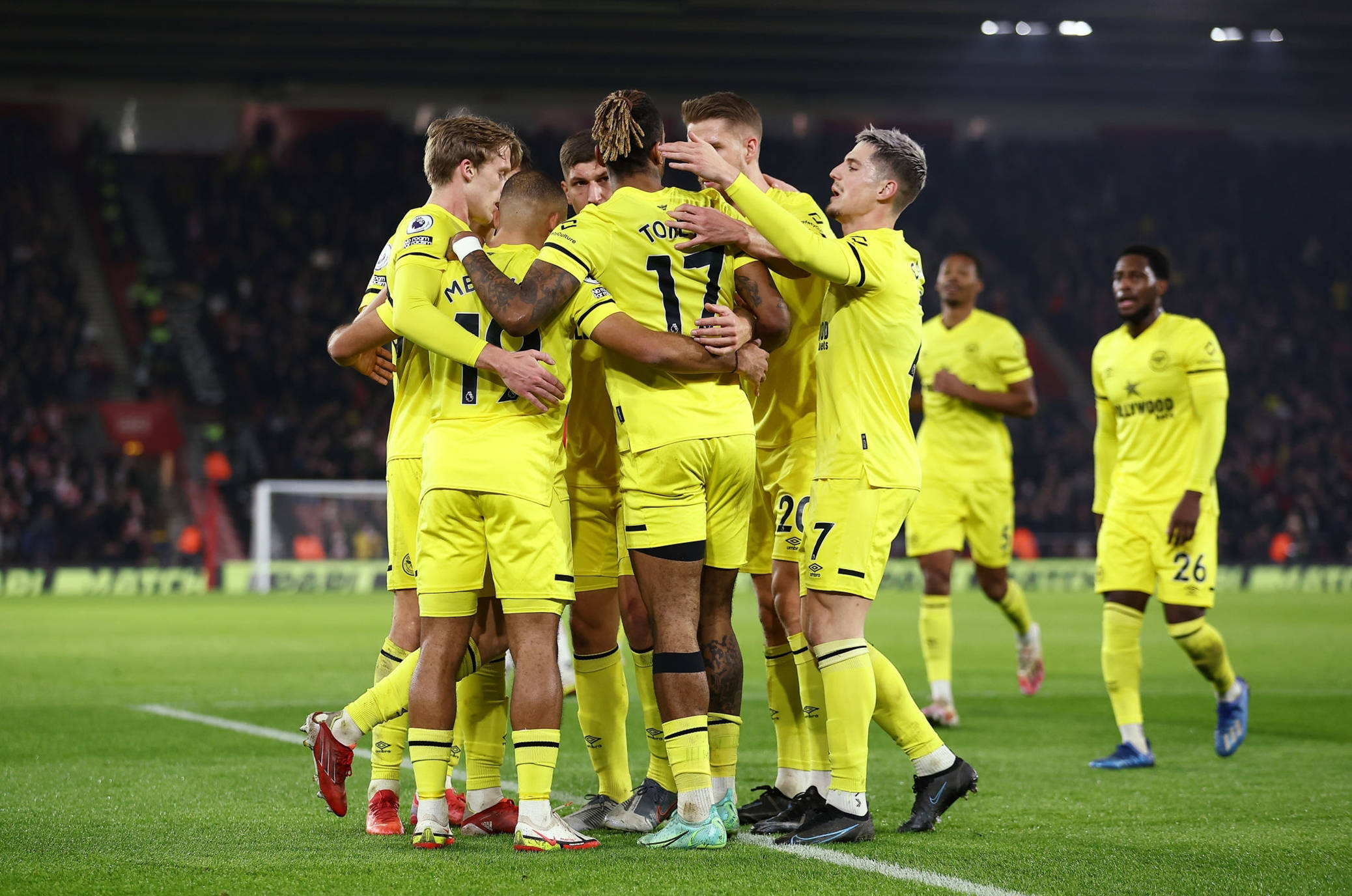 于一名中场 于一名中场